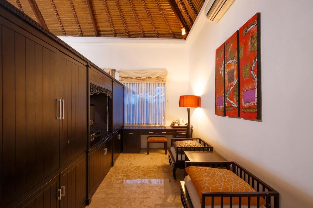Hillstone Uluwatu Villa Ungasan  Exterior photo